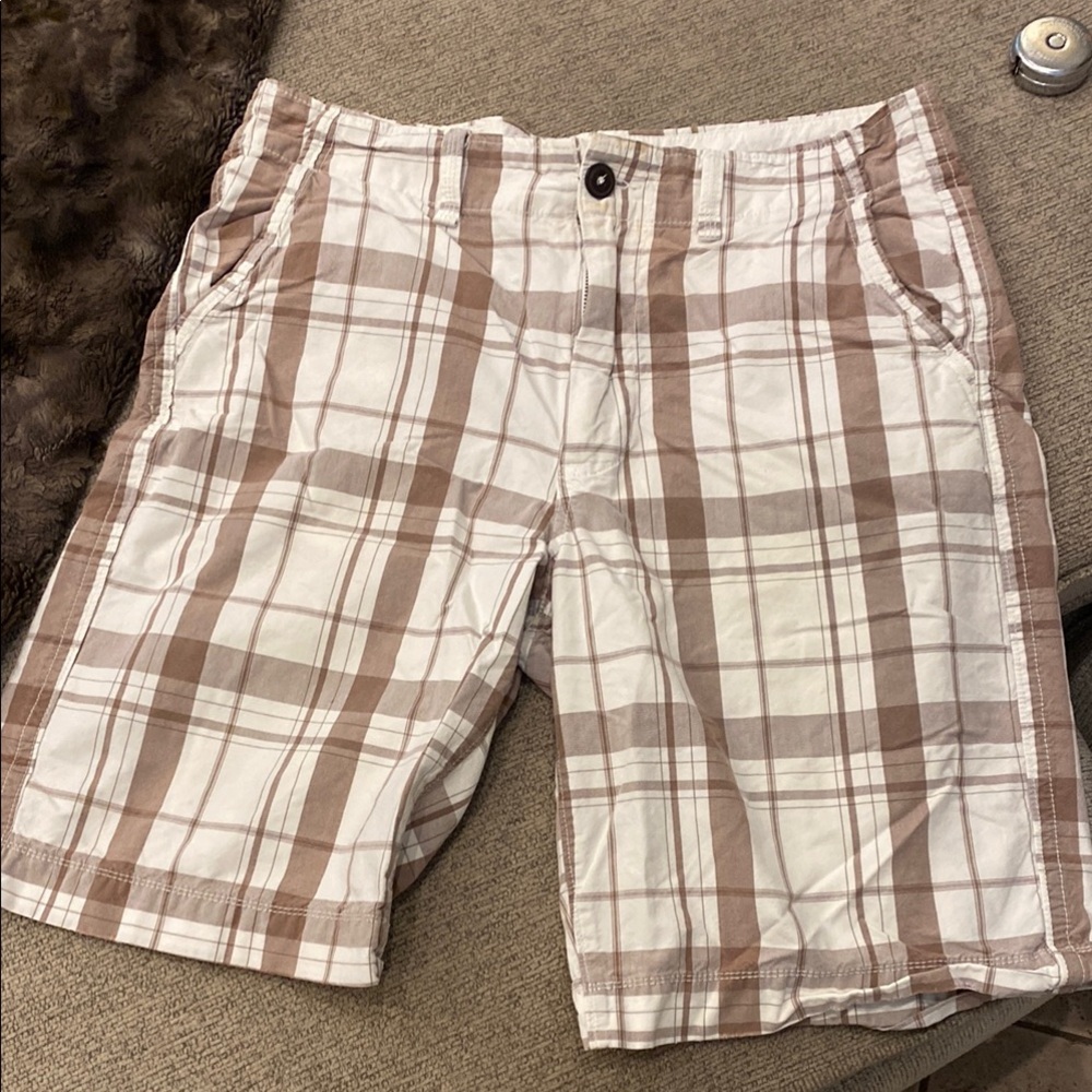 Mens Brown  White Cargo Shorts with Plaid Design sz 33 American Eagle